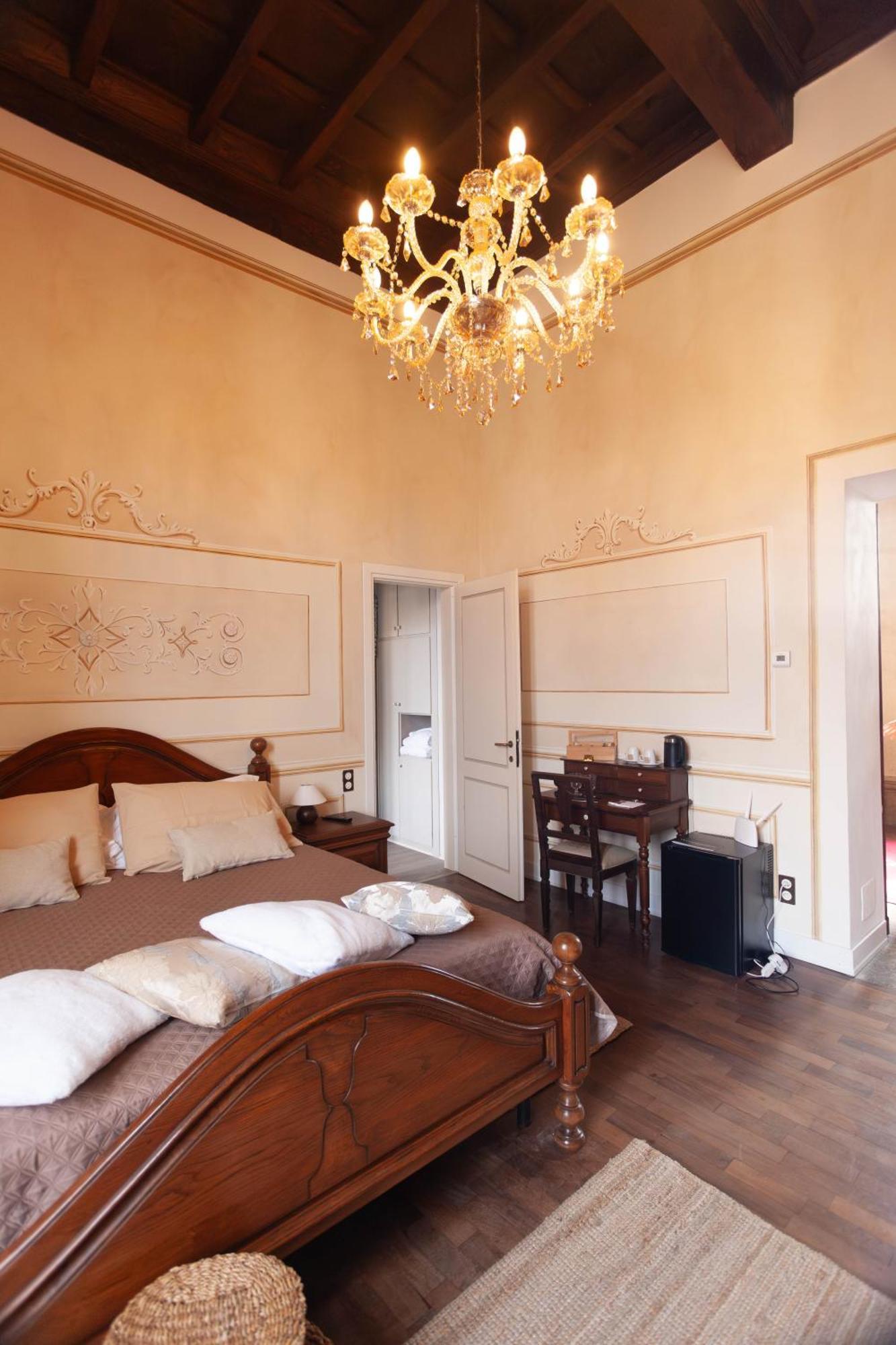 Villa Ghiringhelli Azzate Exterior photo